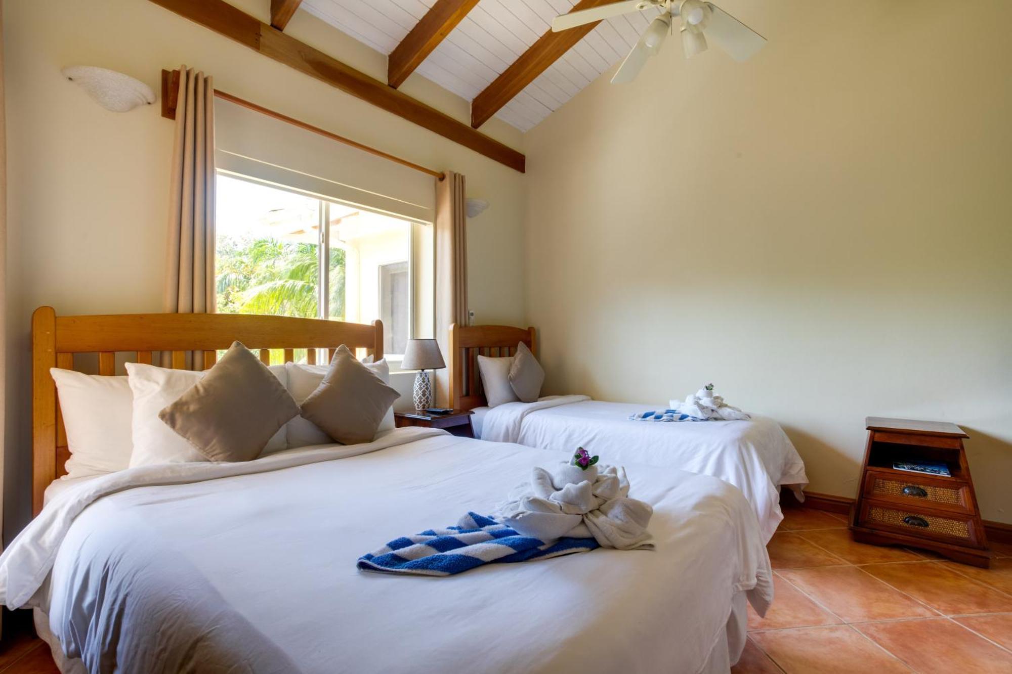 Laru Beya Resort Placencia Exterior foto