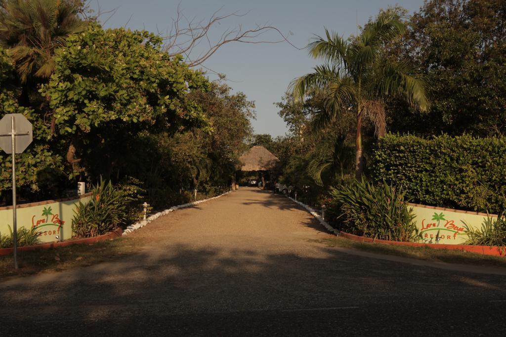 Laru Beya Resort Placencia Exterior foto
